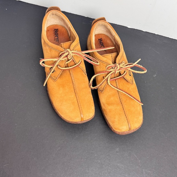 Born Sahara Driving Oxford Moccasins in Nubuck Leather, Size 8 - Picture 2 of 8